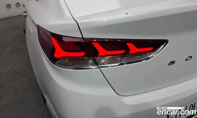 Hyundai Sonata 2018 2.0 автомат (гидро), миниатюра 9 Hyundai Sonata 2018 2.0 автомат (гидро), миниатюра 9