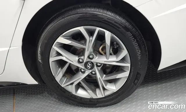 Hyundai Sonata 2022 1.6 автомат (гидро), миниатюра 7 Hyundai Sonata 2022 1.6 автомат (гидро), миниатюра 7
