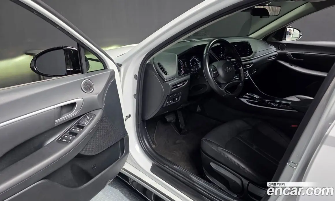 Hyundai Sonata 2022 2.0 автомат (гидро), фото 13 Hyundai Sonata 2022 2.0 автомат (гидро), фото 13