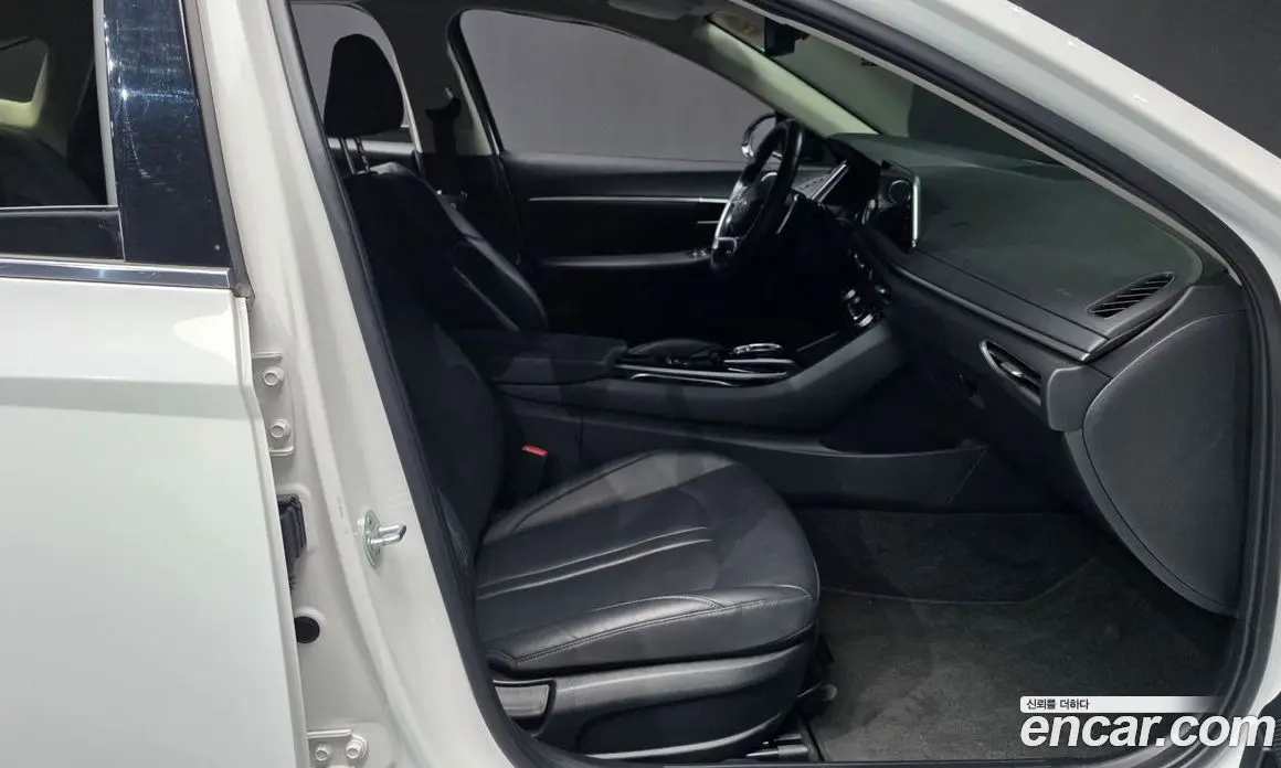 Hyundai Sonata 2022 2.0 автомат (гидро), фото 17 Hyundai Sonata 2022 2.0 автомат (гидро), фото 17