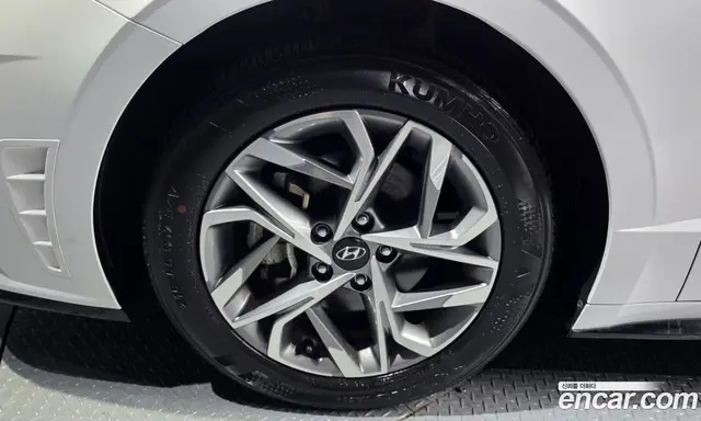 Hyundai Sonata 2022 2.0 автомат (гидро), миниатюра 5 Hyundai Sonata 2022 2.0 автомат (гидро), миниатюра 5