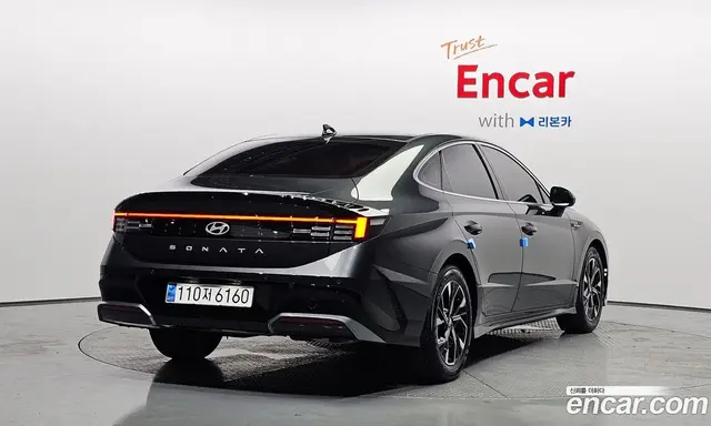 Hyundai Sonata 2023 1.6 автомат (гидро), миниатюра 2