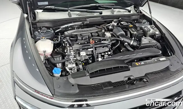 Hyundai Sonata 2023 1.6 автомат (гидро), миниатюра 6