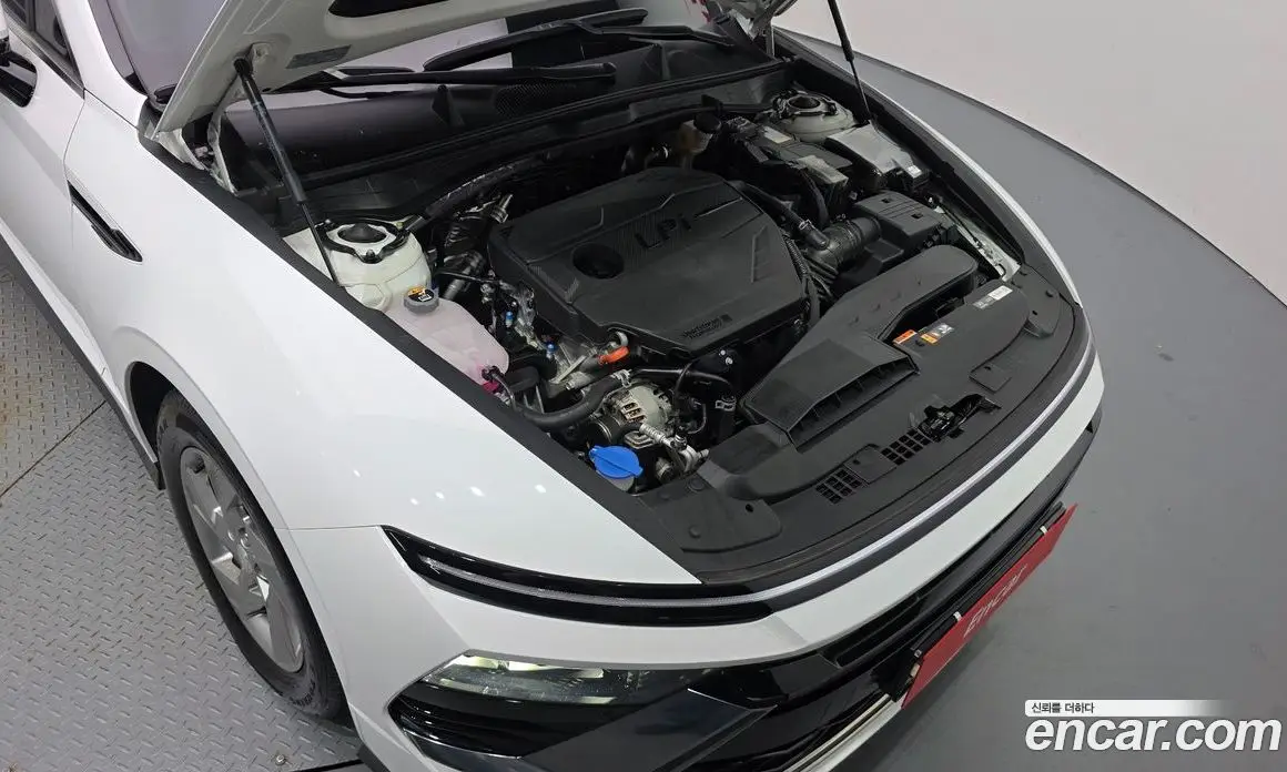 Hyundai Sonata 2025 2.0 автомат (гидро), фото 6 Hyundai Sonata 2025 2.0 автомат (гидро), фото 6