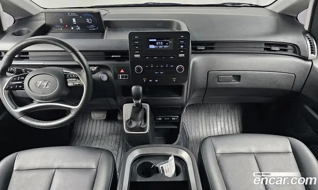 Hyundai Staria 2022 2.2 автомат (гидро), миниатюра 9