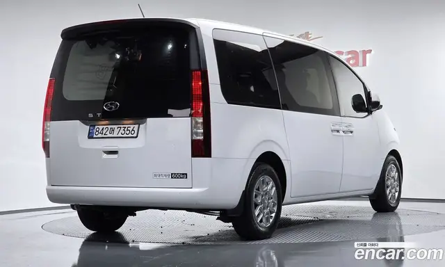 Hyundai Staria, 2023, 46 980 км