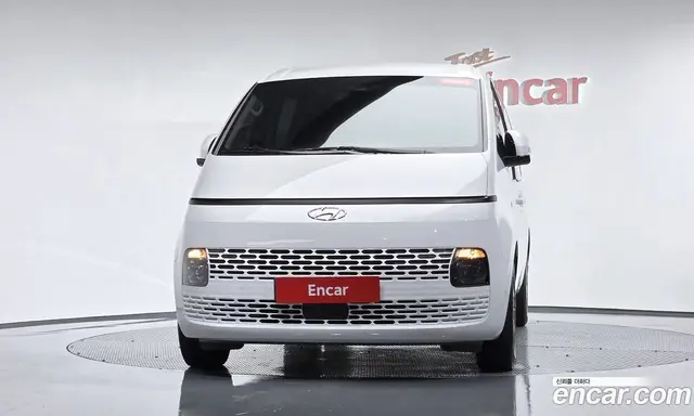 Hyundai Staria 2023 3.5 автомат (гидро), миниатюра 2