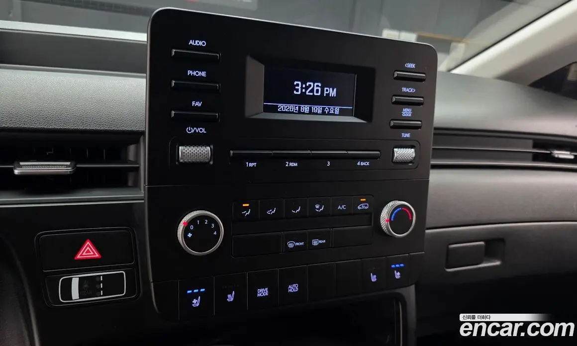 Hyundai Staria 2023 3.5 автомат (гидро), фото 19