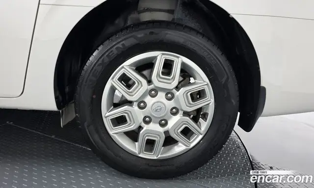 Hyundai Staria 2023 3.5 автомат (гидро), миниатюра 6