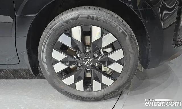 Hyundai Staria 2024 1.6 автомат (гидро), миниатюра 7