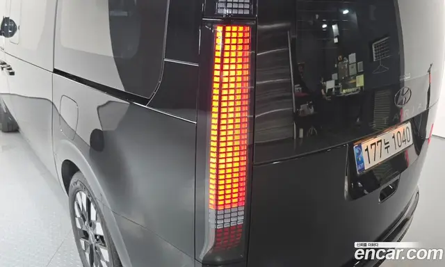 Hyundai Staria 2024 1.6 автомат (гидро), миниатюра 9