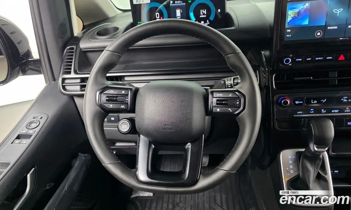 Hyundai Staria 2026 1.6 автомат (гидро), фото 19