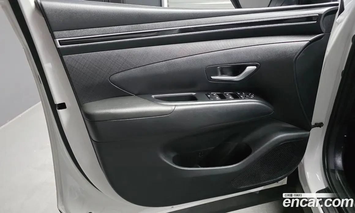 Hyundai Tucson 2023 1.6 автомат (гидро), фото 14