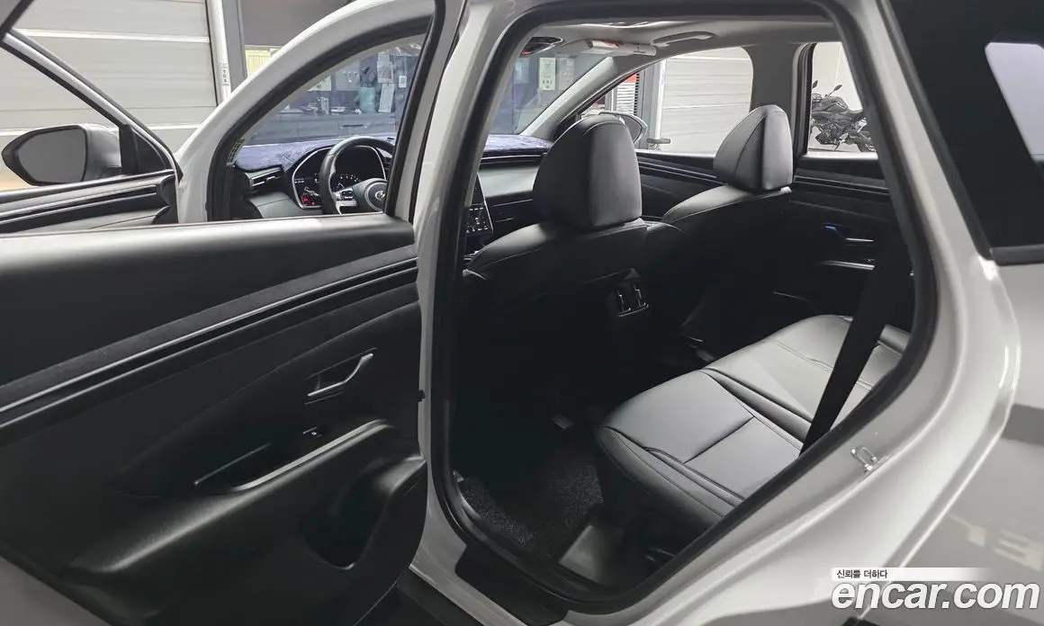 Hyundai Tucson 2023 1.6 автомат (гидро), фото 17