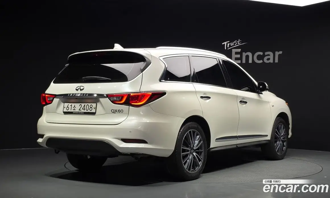 Infiniti QX60 2018 3.5 автомат (гидро), фото 1 Infiniti QX60 2018 3.5 автомат (гидро), фото 1