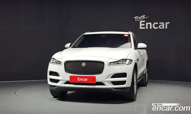 Jaguar F-Pace 2019 2.0 автомат (гидро), миниатюра 3 Jaguar F-Pace 2019 2.0 автомат (гидро), миниатюра 3