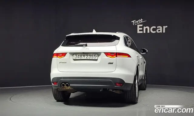 Jaguar F-Pace 2019 2.0 автомат (гидро), миниатюра 4 Jaguar F-Pace 2019 2.0 автомат (гидро), миниатюра 4