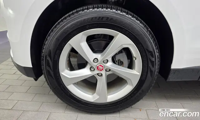 Jaguar F-Pace 2019 2.0 автомат (гидро), миниатюра 5 Jaguar F-Pace 2019 2.0 автомат (гидро), миниатюра 5