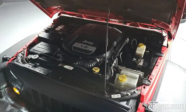 Jeep Wrangler 2016 3.6 автомат (гидро), миниатюра 5 Jeep Wrangler 2016 3.6 автомат (гидро), миниатюра 5