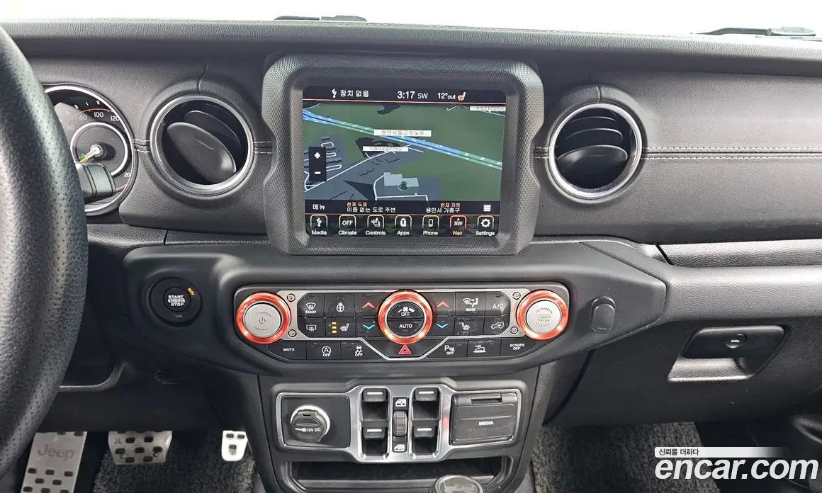 Jeep Wrangler 2021 2.0 автомат (гидро), фото 19 Jeep Wrangler 2021 2.0 автомат (гидро), фото 19