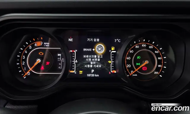 Jeep Wrangler 2024 2.0 автомат (гидро), миниатюра 11