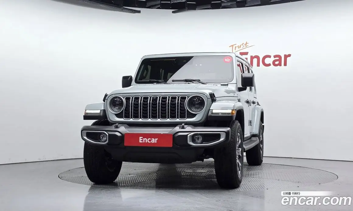Jeep Wrangler 2024 2.0 автомат (гидро), фото 3