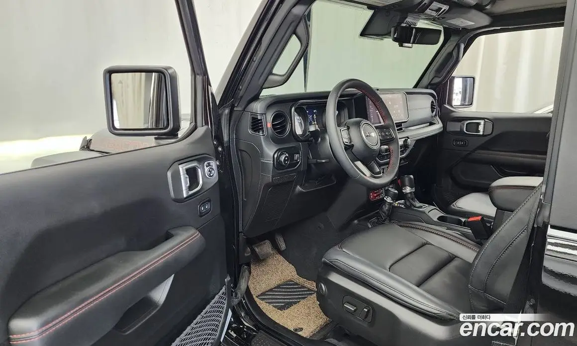 Jeep Wrangler 2024 2.0 автомат (гидро), фото 13 Jeep Wrangler 2024 2.0 автомат (гидро), фото 13