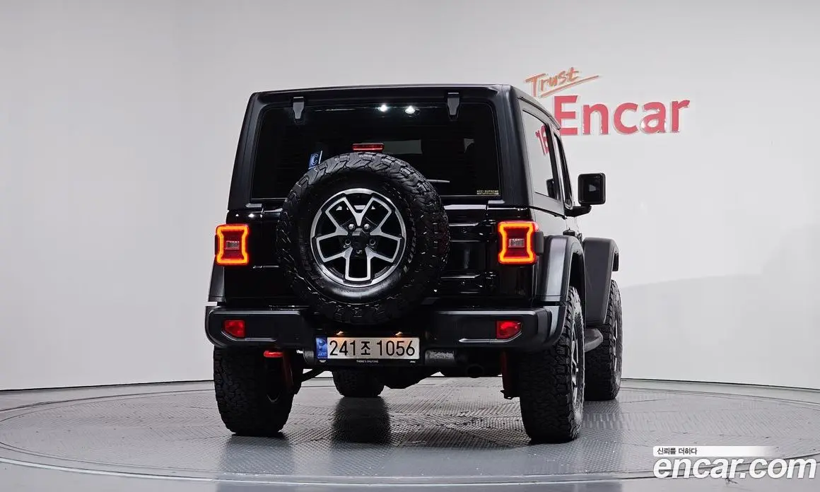 Jeep Wrangler 2024 2.0 автомат (гидро), фото 4 Jeep Wrangler 2024 2.0 автомат (гидро), фото 4