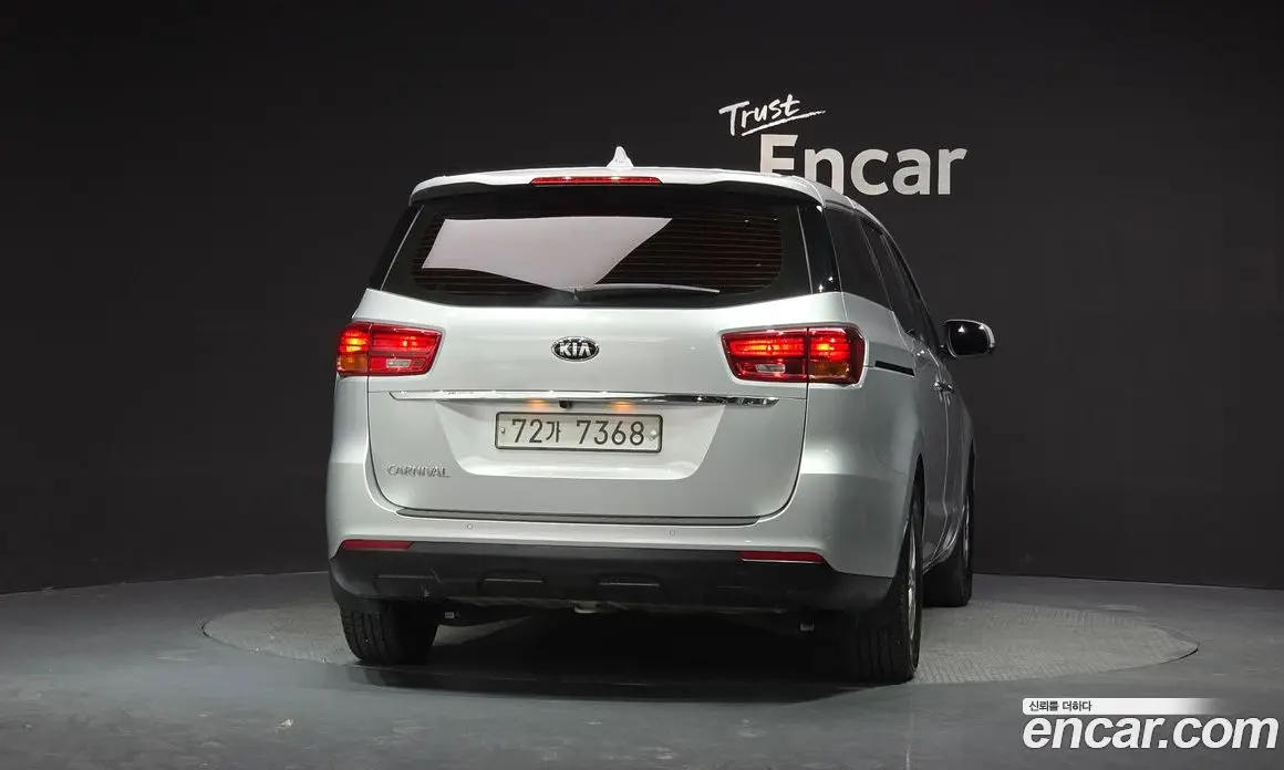 Kia Carnival 2020 2.2 автомат (гидро), фото 4 Kia Carnival 2020 2.2 автомат (гидро), фото 4