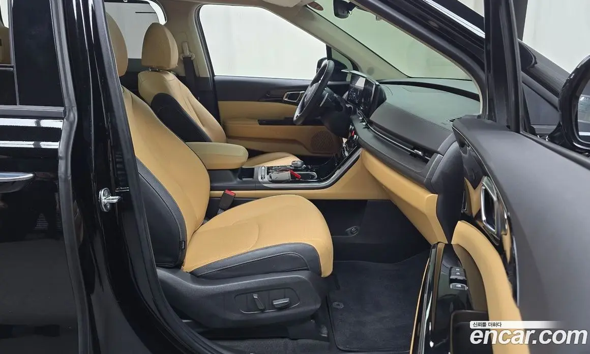 Kia Carnival 2022 3.5 автомат (гидро), фото 16 Kia Carnival 2022 3.5 автомат (гидро), фото 16
