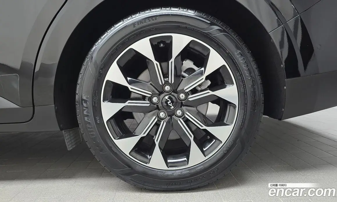 Kia Carnival 2022 3.5 автомат (гидро), фото 7 Kia Carnival 2022 3.5 автомат (гидро), фото 7