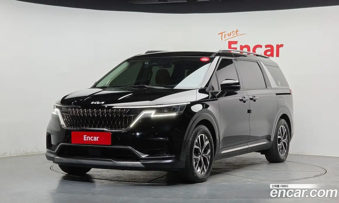 Kia Carnival 2023 2.2 автомат (гидро), фото 1 Kia Carnival 2023 2.2 автомат (гидро), фото 1