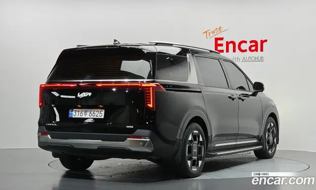 Kia Carnival, 2024, 9 790 км