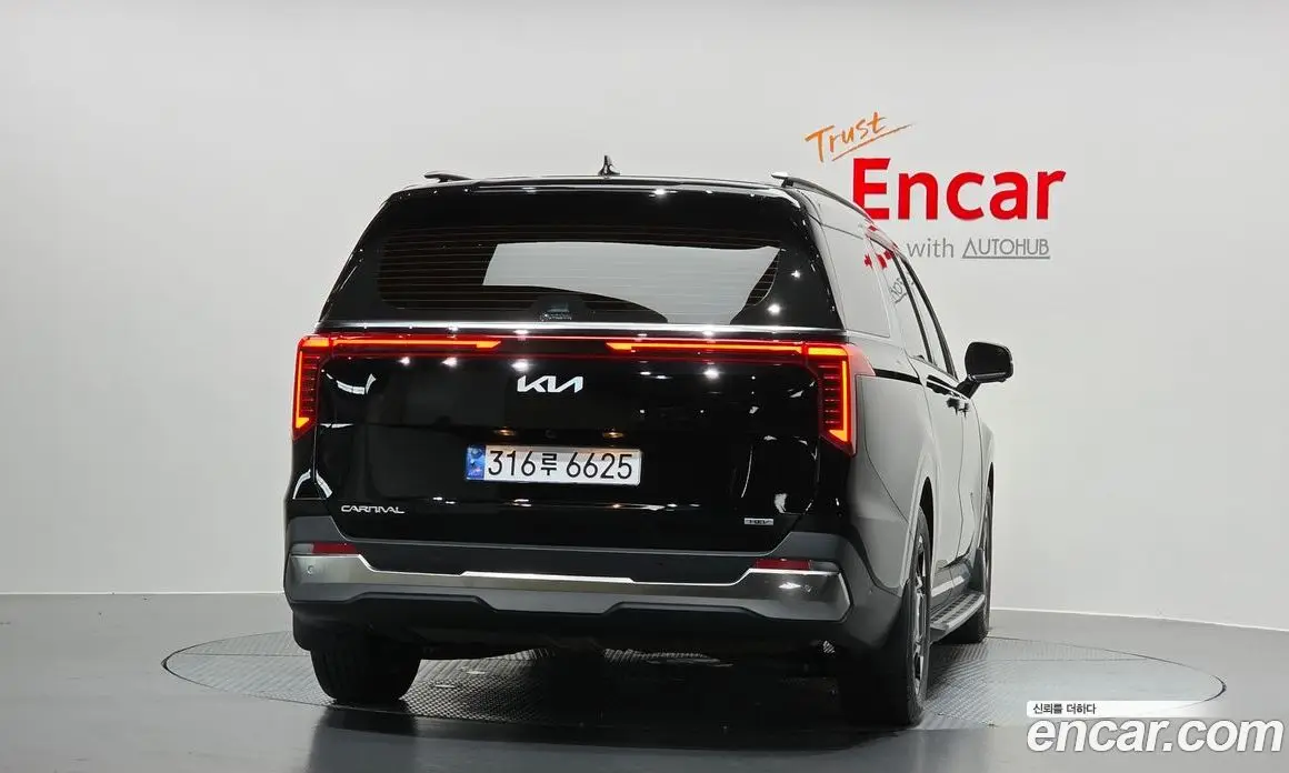 Kia Carnival 2024 1.6 автомат (гидро), фото 3 Kia Carnival 2024 1.6 автомат (гидро), фото 3