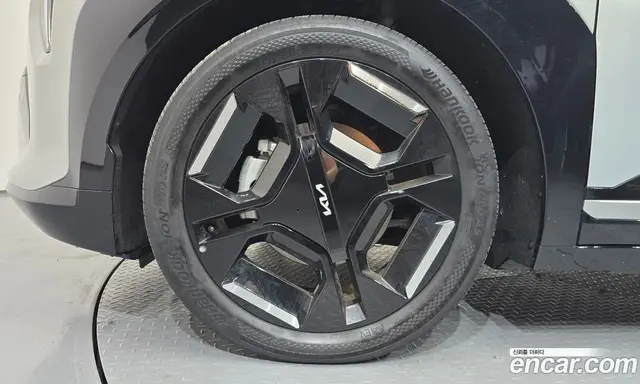 Kia EV3 2024 0.2 автомат (гидро), миниатюра 4 Kia EV3 2024 0.2 автомат (гидро), миниатюра 4