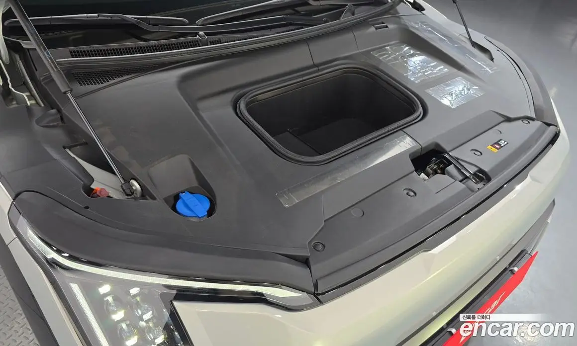 Kia EV3 2024 0.2 автомат (гидро), фото 5 Kia EV3 2024 0.2 автомат (гидро), фото 5