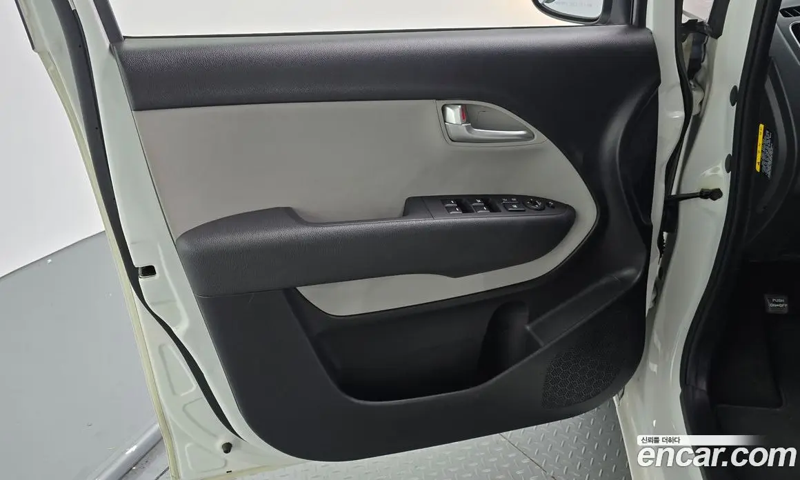 Kia Ray 2016 1.0 автомат (гидро), фото 14 Kia Ray 2016 1.0 автомат (гидро), фото 14