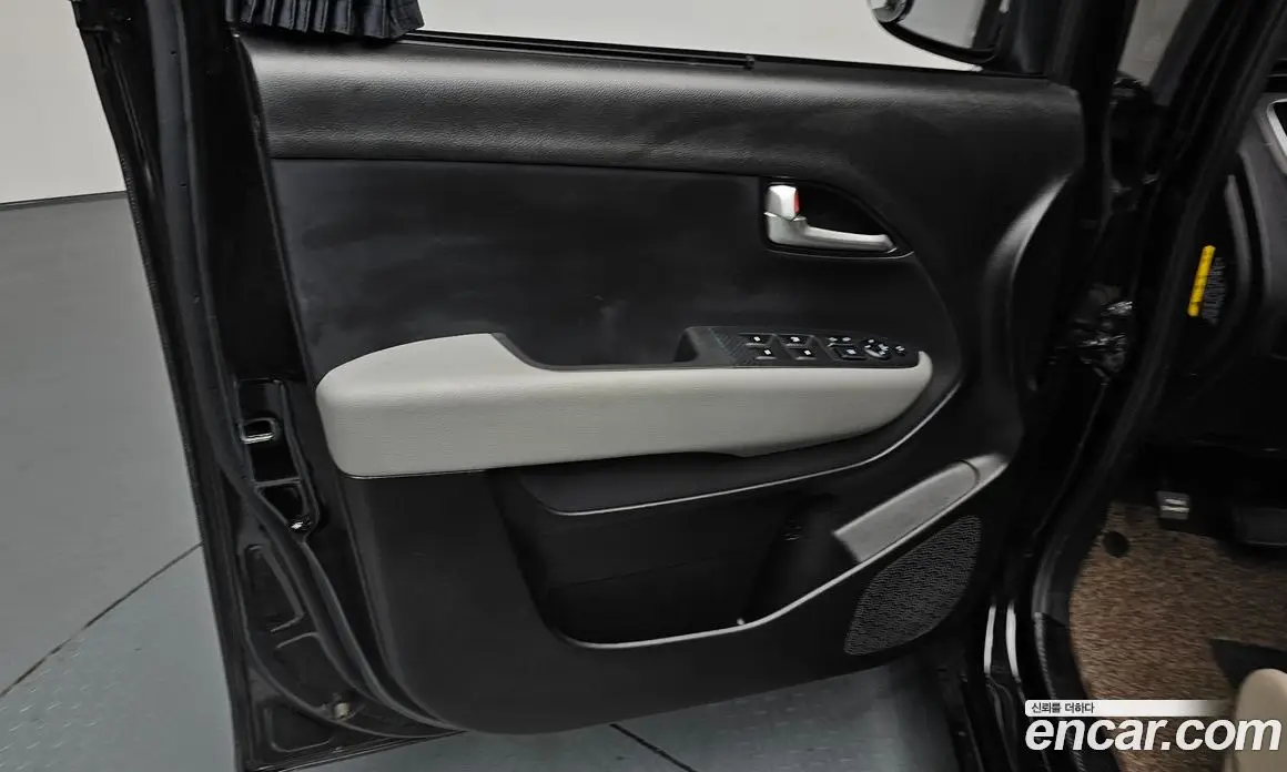 Kia Ray 2021 1.0 автомат (гидро), фото 14