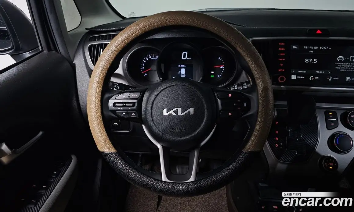 Kia Ray 2021 1.0 автомат (гидро), фото 19
