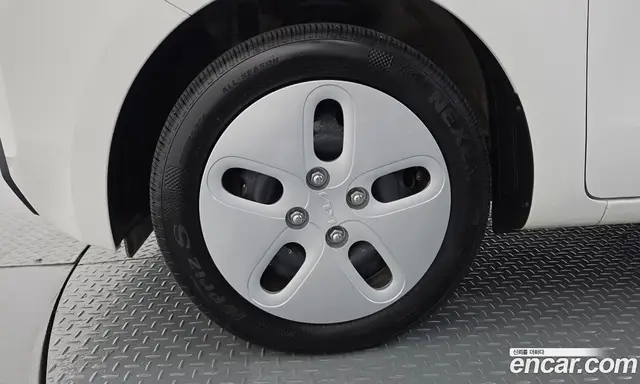 Kia Ray 2026 1.0 автомат (гидро), миниатюра 5