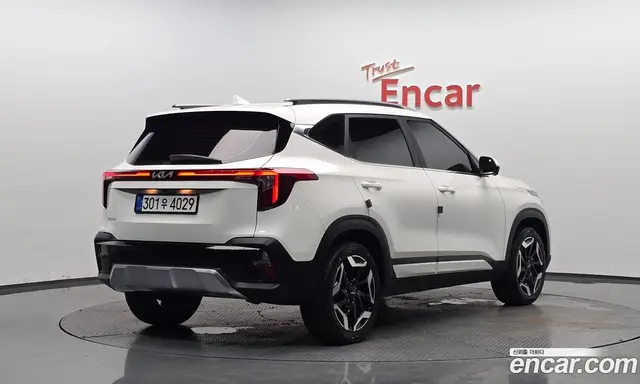 Kia Seltos, 2025, 4 883 км