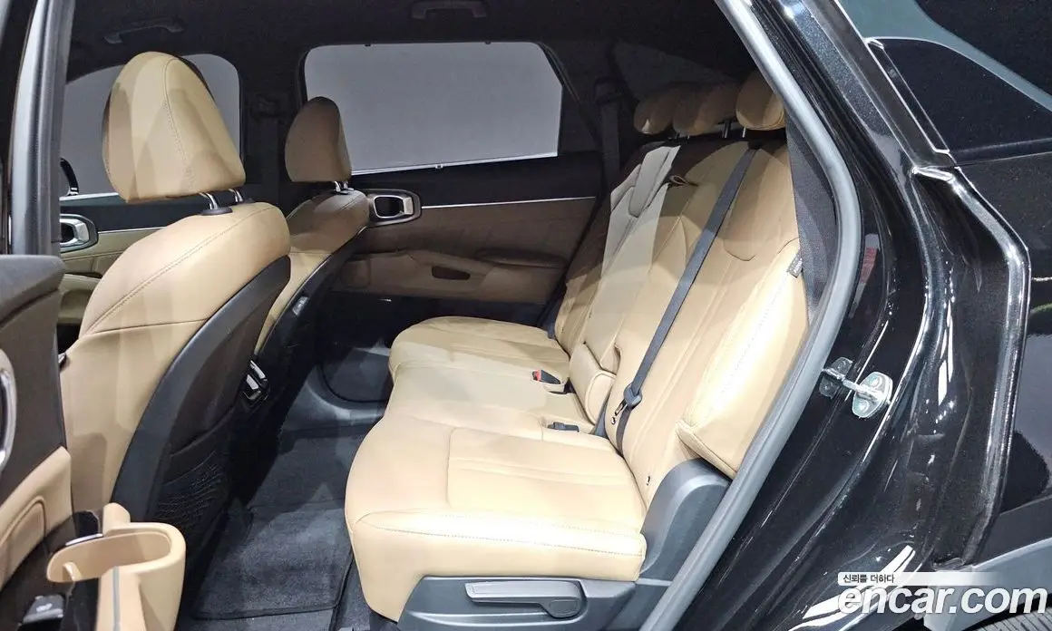 Kia Sorento 2023 2.2 автомат (гидро), фото 15