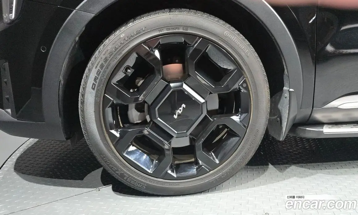 Kia Sorento 2023 2.2 автомат (гидро), фото 4
