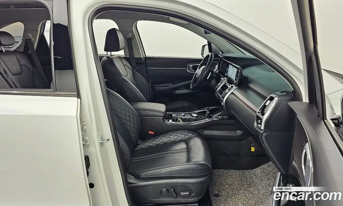 Kia Sorento 2023 2.5 автомат (гидро), фото 16 Kia Sorento 2023 2.5 автомат (гидро), фото 16