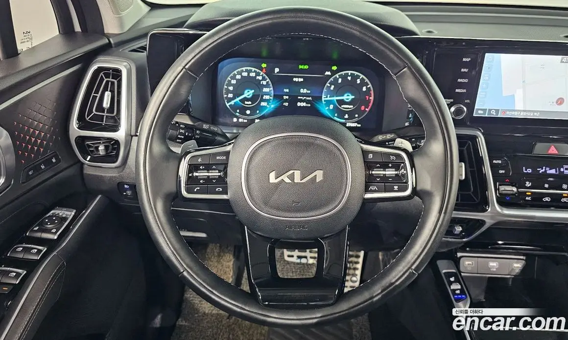 Kia Sorento 2023 2.5 автомат (гидро), фото 18 Kia Sorento 2023 2.5 автомат (гидро), фото 18