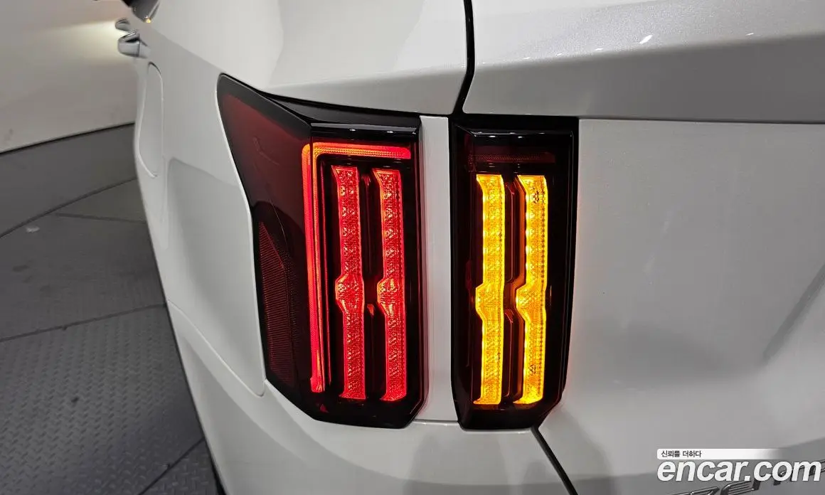 Kia Sorento 2023 2.5 автомат (гидро), фото 8 Kia Sorento 2023 2.5 автомат (гидро), фото 8
