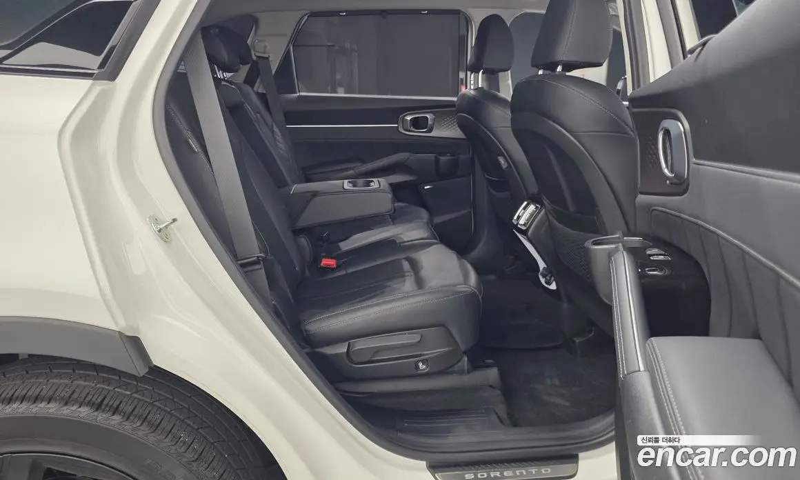 Kia Sorento 2023 2.5 автомат (гидро), фото 12 Kia Sorento 2023 2.5 автомат (гидро), фото 12