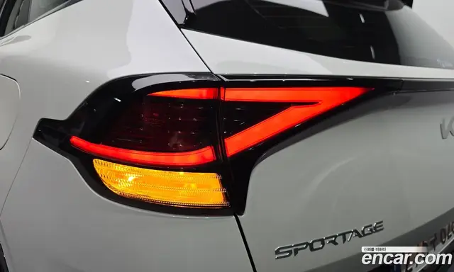 Kia Sportage 2024 2.0 автомат (гидро), миниатюра 8 Kia Sportage 2024 2.0 автомат (гидро), миниатюра 8