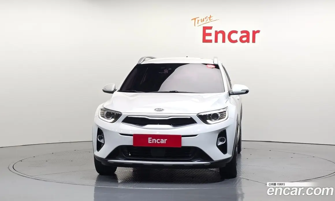 Kia Stonic 2018 1.4 автомат (гидро), фото 3 Kia Stonic 2018 1.4 автомат (гидро), фото 3
