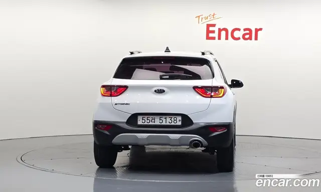 Kia Stonic 2018 1.4 автомат (гидро), миниатюра 4 Kia Stonic 2018 1.4 автомат (гидро), миниатюра 4